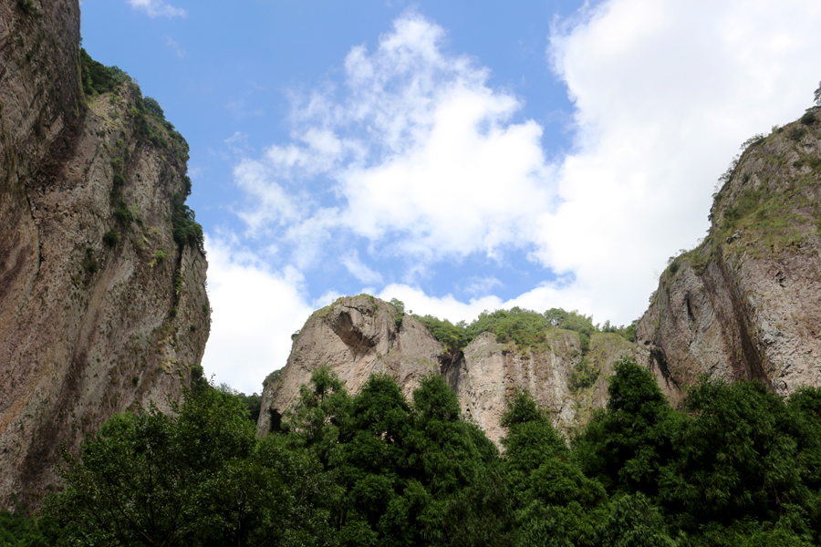 探秘东南第一山 雁荡山 仙溪猛洞河激情漂流 玩转雁荡山飞拉达(3日